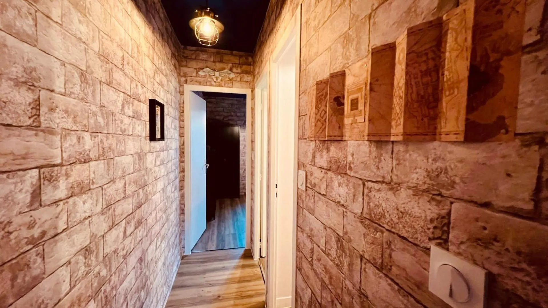 Le Logis Des Sorciers - Home Homy Montluçon Franciaország