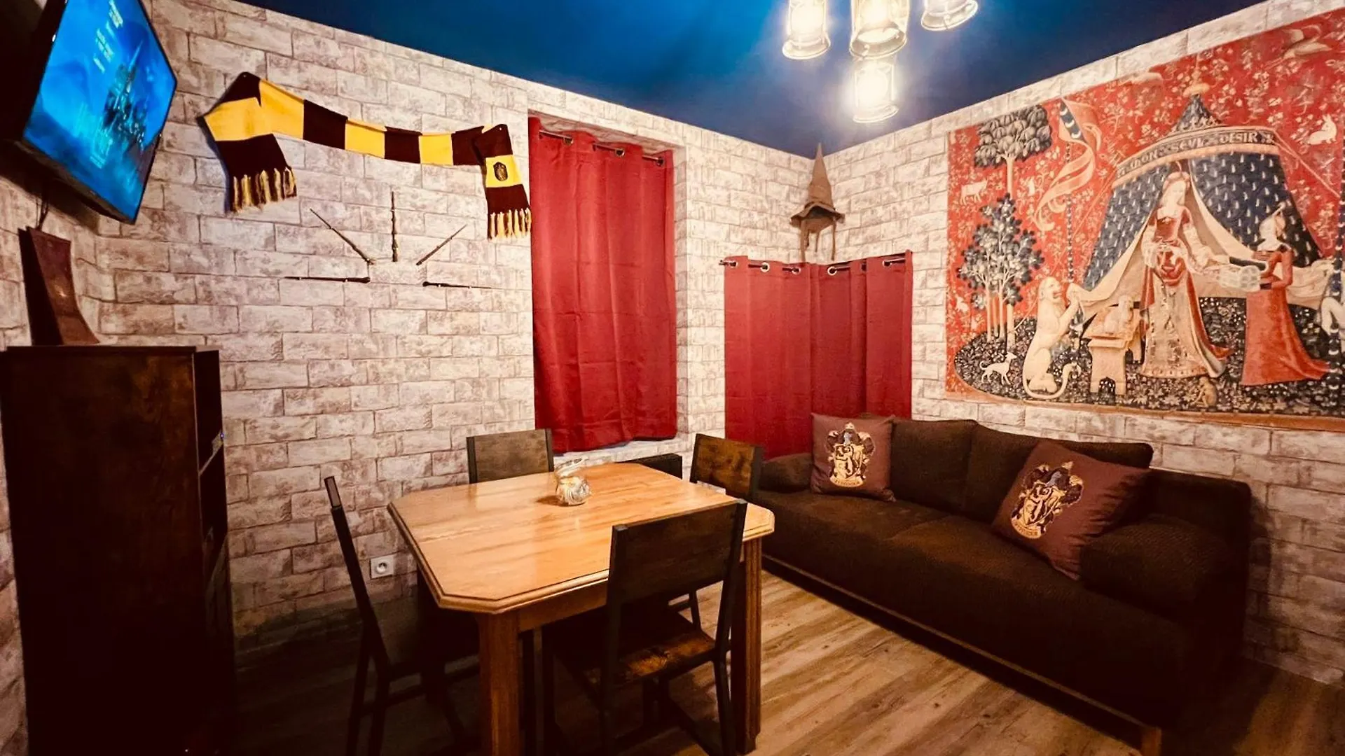 Le Logis Des Sorciers - Home Homy Montluçon Apartman